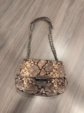 Michael KorsSnake-Effect Shoulder Bag in Neutral Python Print - USED